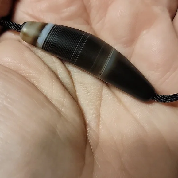 Vein Stone Ox Horn~Inner Mongolia Gobi Banded Eye Agate Curve Necklace Pendant - Picture 9 of 9